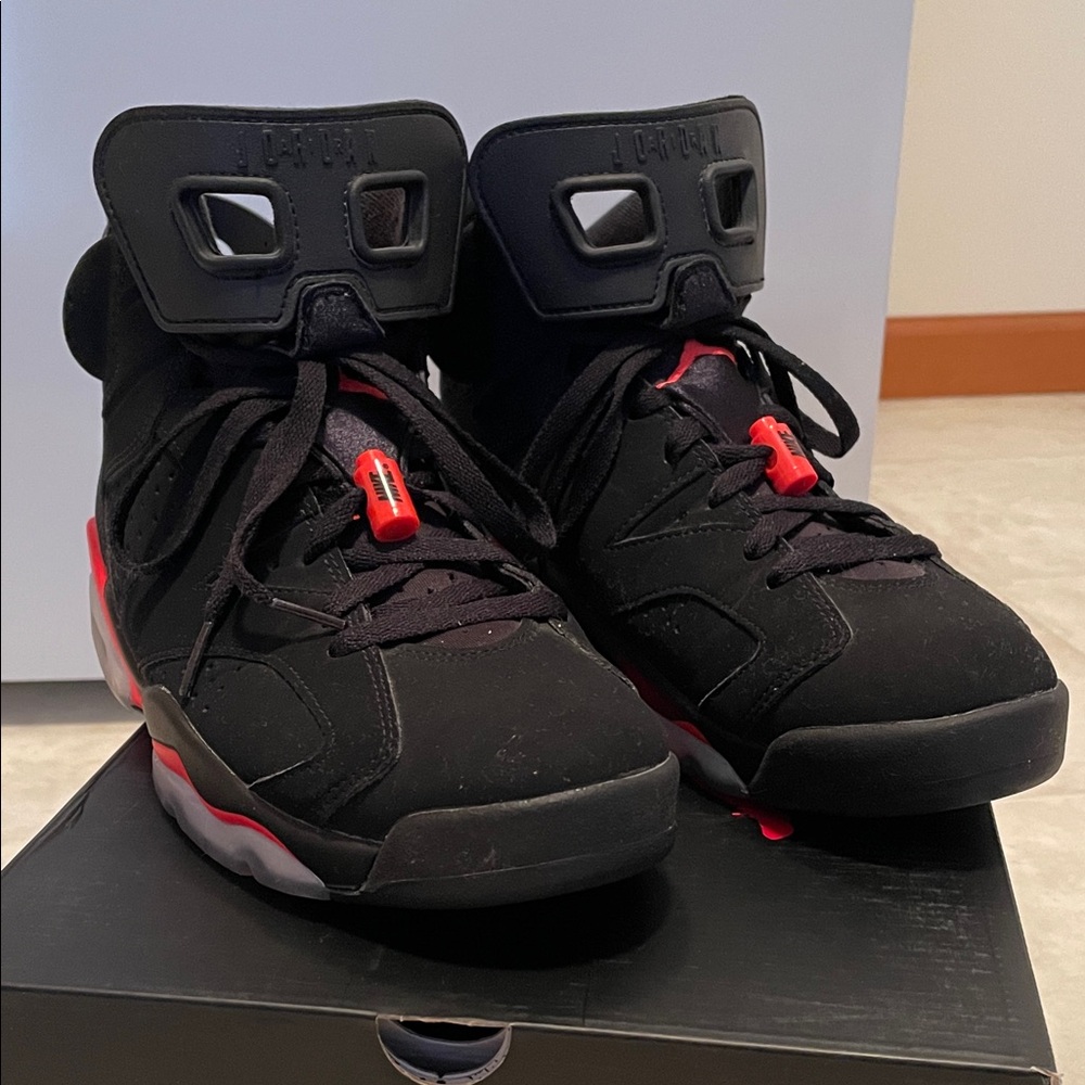 Nike Air Jordan 6 Retro size 10 men’s